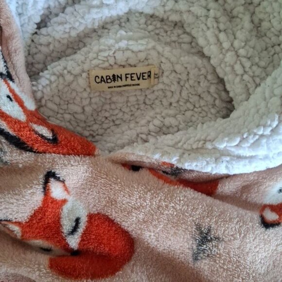 Cabin Fever Super Cozy Wearable Blanket Hoodie, Fox & Tree Print, Size S/M - Picture 4 of 6